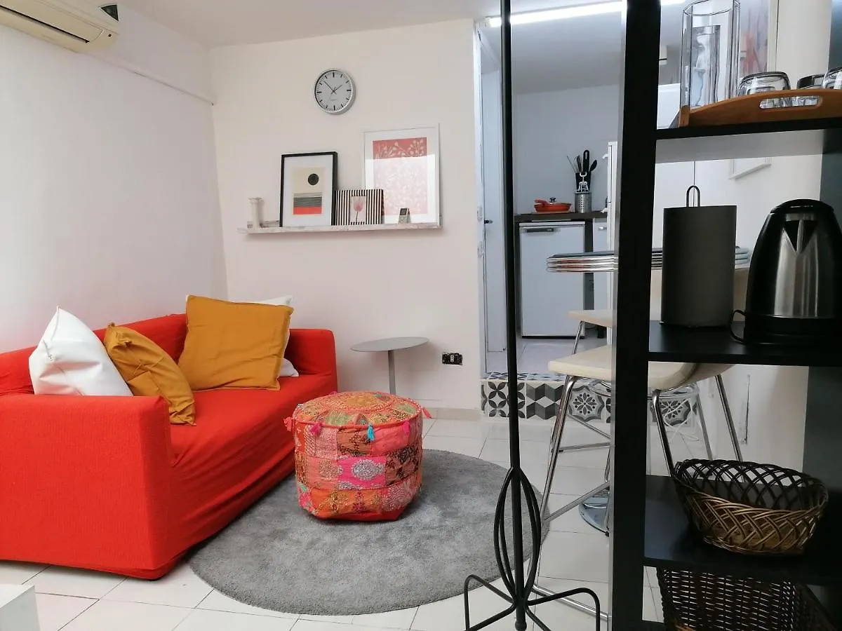 Mercanti Attic Version Apartment Milan 0*,  Italy