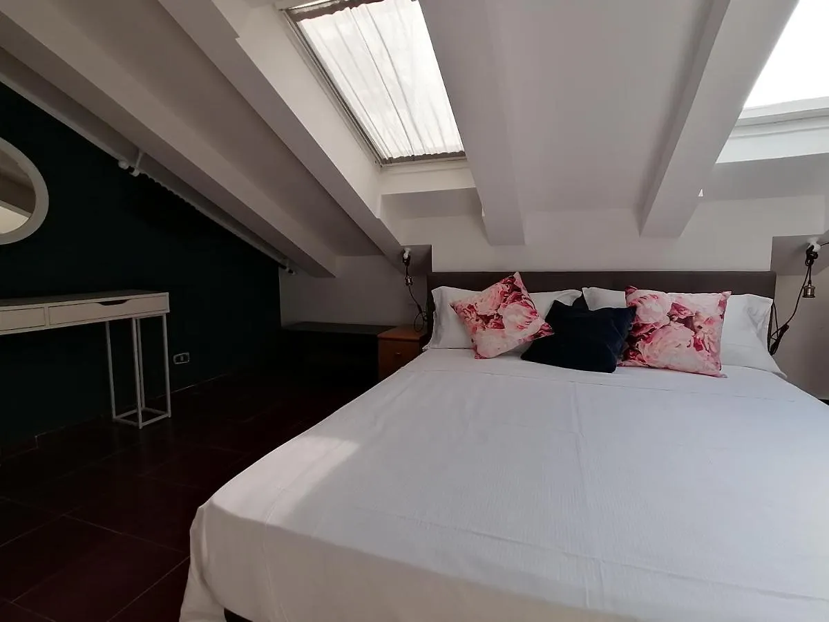 Appartement Mercanti Attic Version à Milan