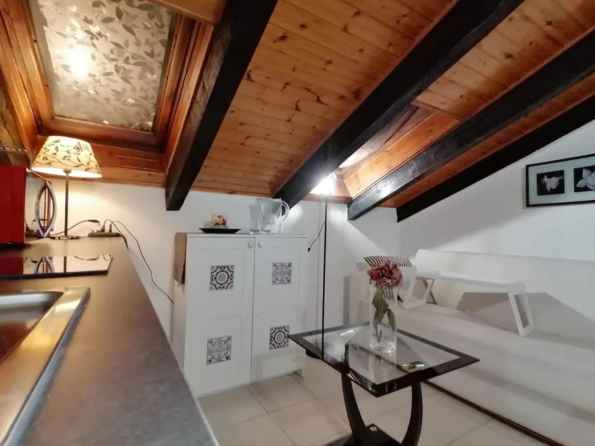 Appartement Mercanti Attic Version à Milan Italie