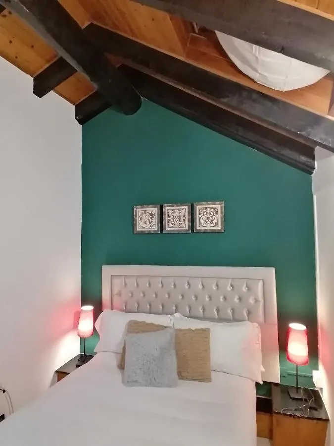 Appartement Mercanti Attic Version à Milan