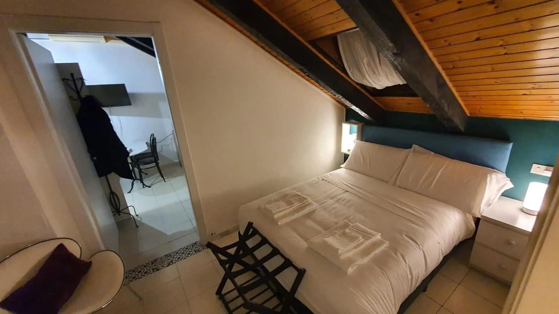 Mercanti Attic Version Διαμέρισμα Μιλάνο 0*,